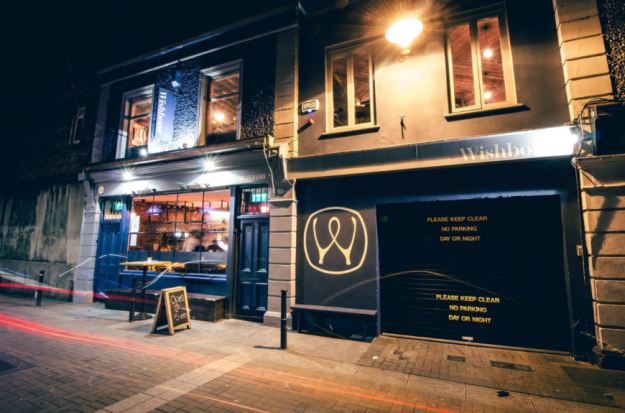 Costa Systems Wishbone-Restaurant